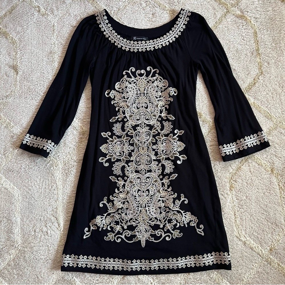 White and Black Embroidered Flare Sleeve Dress